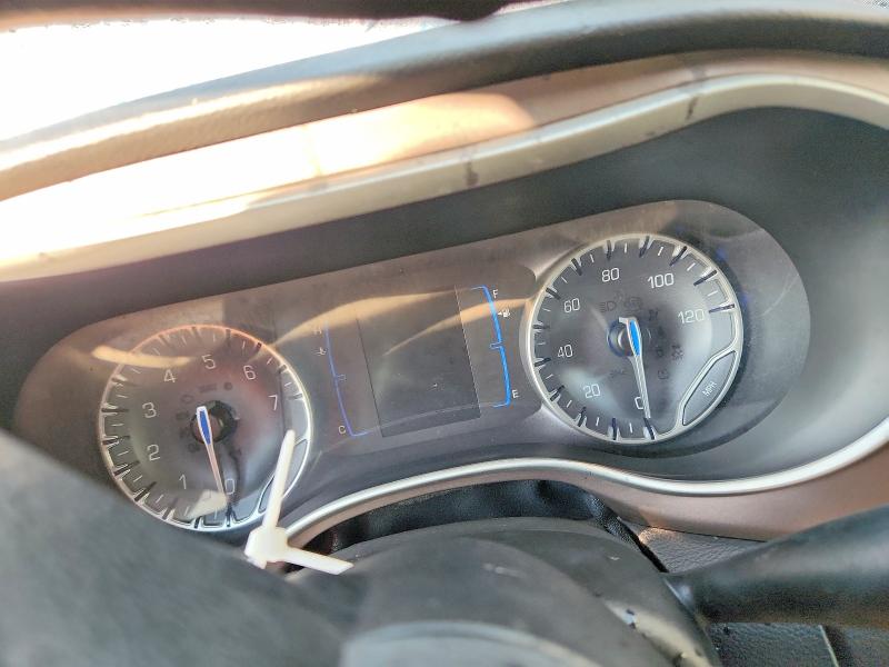 66648846 :رقم المزاد ، 2C4RC1DG5MR532920 vin ، 2021 Chrysler Voyager مزاد بيع