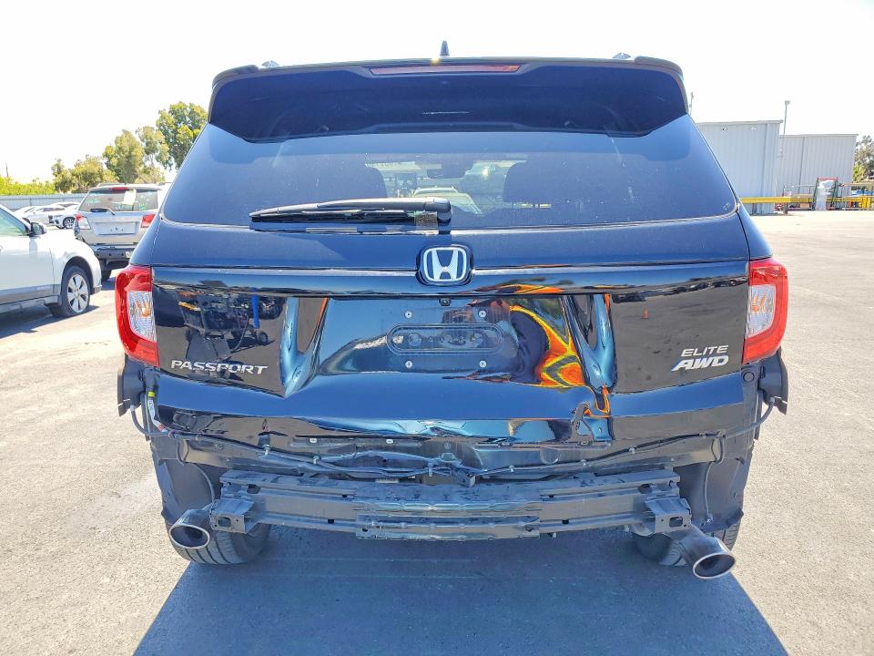 Продаж на аукціоні авто 2021 Honda Passport, vin: 5FNYF8H01MB003002, номер лоту: 63719626