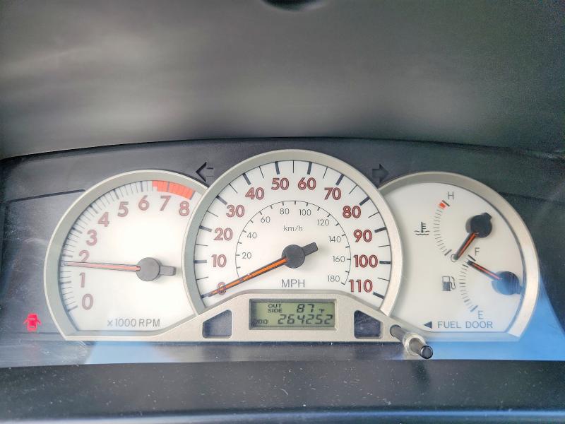 2005 Toyota Corolla მანქანა იყიდება აუქციონზე, vin: 1NXBR32E76Z585388, აუქციონის ნომერი: 67356836