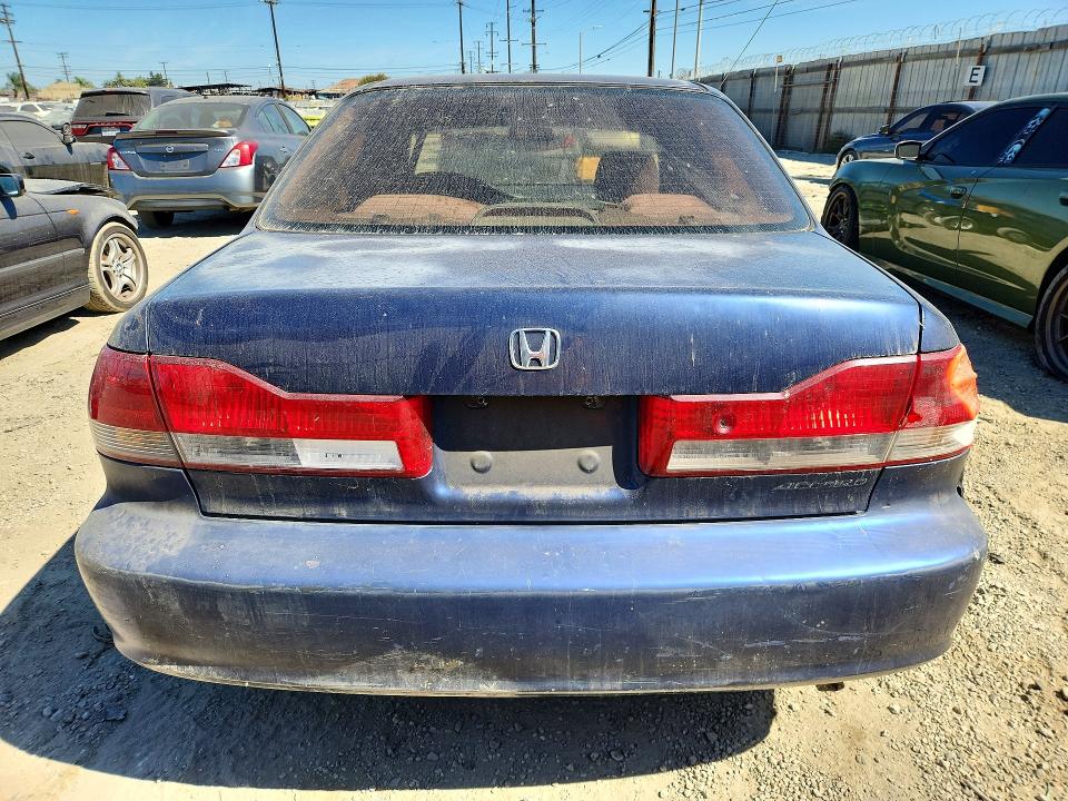 Продажа на аукционе авто 2002 Honda Accord, vin: 1HGCF866X2A107125, номер лота: 65553996