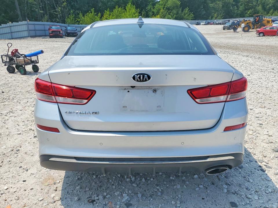 2019 Kia Optima მანქანა იყიდება აუქციონზე, vin: 5XXGT4L39KG282465, აუქციონის ნომერი: 64311556