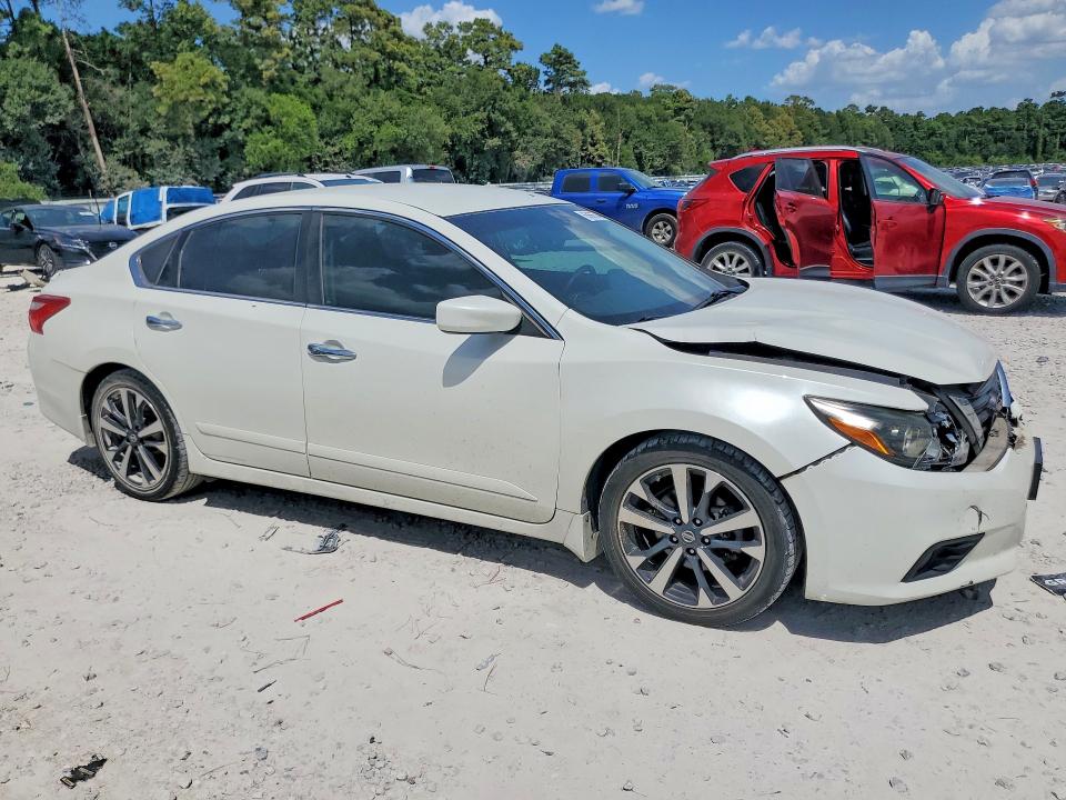 65666746 :رقم المزاد ، 1N4BL3AP3GC233415 vin ، 2016 Nissan Altima مزاد بيع
