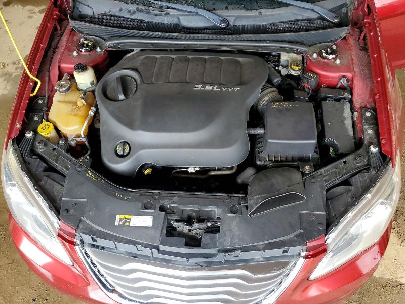 63465446 :رقم المزاد ، 1C3CCBCG6EN152680 vin ، 2014 Chrysler 200 مزاد بيع
