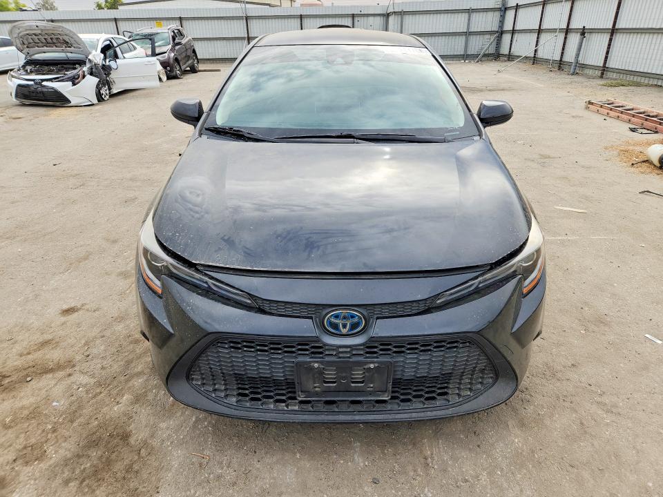 65031706 :رقم المزاد ، JTDEAMDE9MJ026807 vin ، 2021 Toyota Corolla مزاد بيع