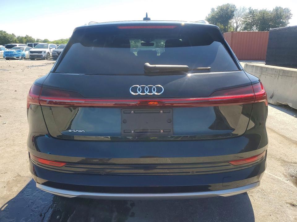 Aukcja sprzedaży 2019 Audi E-tron, vin: WA1VAAGE0KB021989, numer aukcji: 66977226