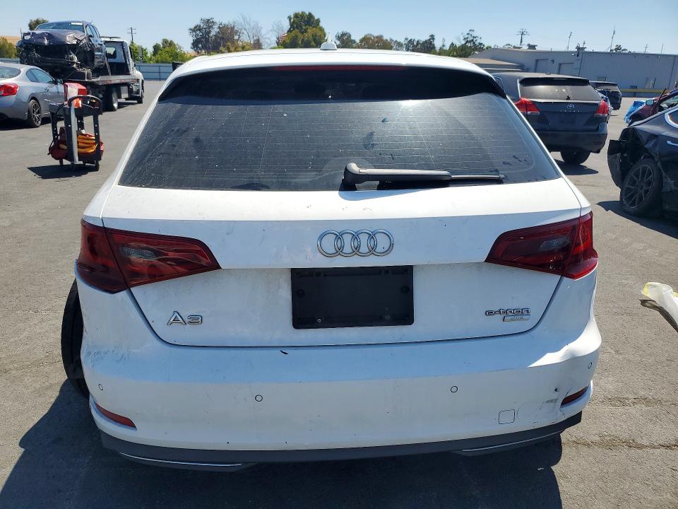 Продажа на аукционе авто 2016 Audi A3, vin: WAUVPBFF2GA138262, номер лота: 64481886