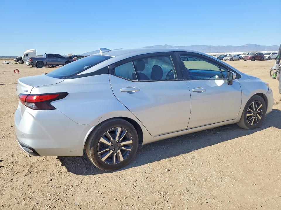 63760766 :رقم المزاد ، 3N1CN8EV4ML878608 vin ، 2021 Nissan Versa مزاد بيع