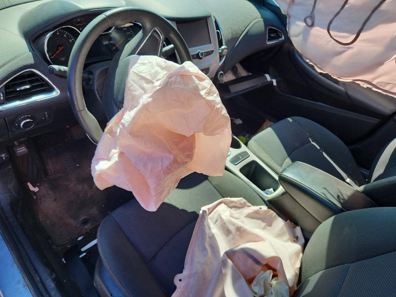 64771336 :رقم المزاد ، 1G1BC5SM7J7191379 vin ، 2018 Chevrolet Cruze مزاد بيع
