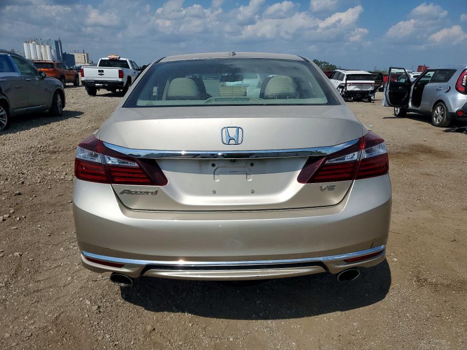 66394226 :رقم المزاد ، 1HGCR3F87HA028273 vin ، 2017 Honda Accord مزاد بيع