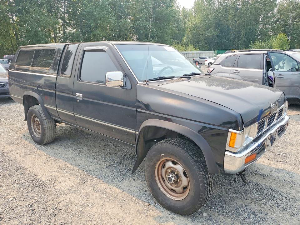 63615166 :رقم المزاد ، 1N6SD16Y5VC406102 vin ، 1997 Nissan Truck مزاد بيع