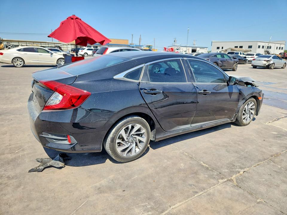 65933296 :رقم المزاد ، 19XFC2F81GE058212 vin ، 2016 Honda Civic مزاد بيع