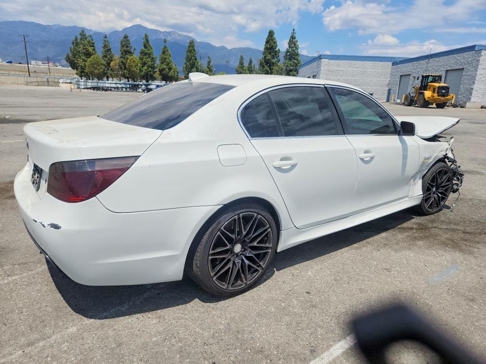 64144956 :رقم المزاد ، WBANA73584B807022 vin ، 2004 Bmw 530 مزاد بيع