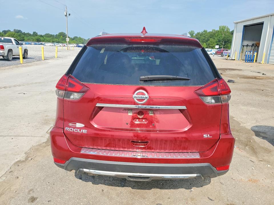 63849066 :رقم المزاد ، 5N1AT2MT7JC808272 vin ، 2018 Nissan Rogue مزاد بيع