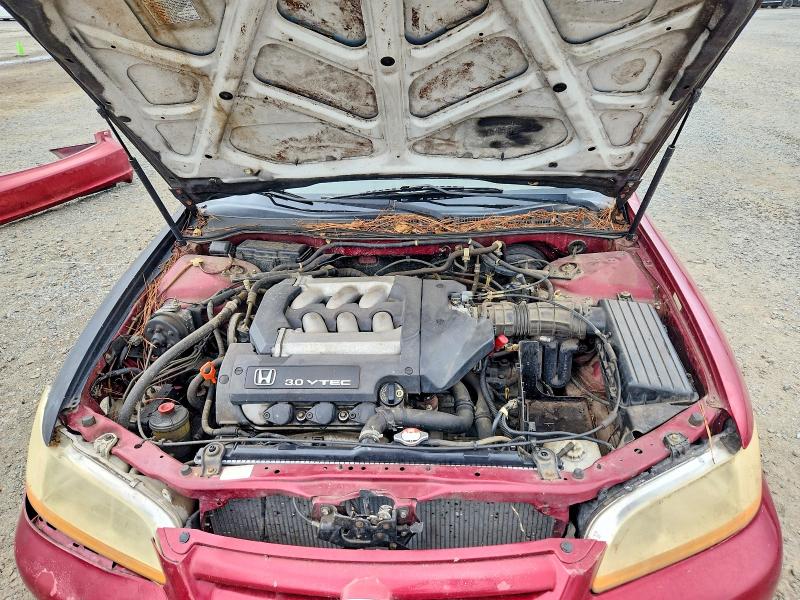 2001 Honda Accord მანქანა იყიდება აუქციონზე, vin: 1HGCG16531A008818, აუქციონის ნომერი: 63192286