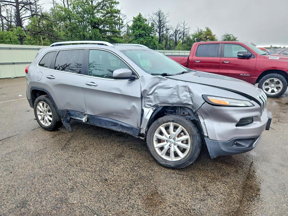 64915396 :رقم المزاد ، 1C4PJMDS9HW568237 vin ، 2017 Jeep Cherokee مزاد بيع