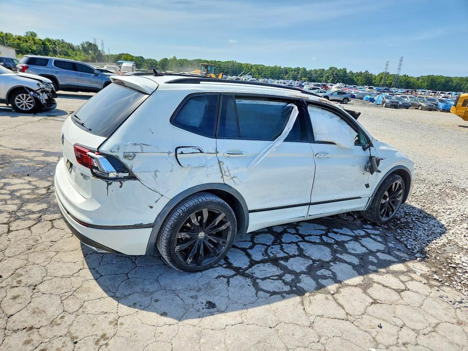 Продаж на аукціоні авто 2020 Volkswagen Tiguan, vin: 3VV3B7AX9LM116831, номер лоту: 64454516