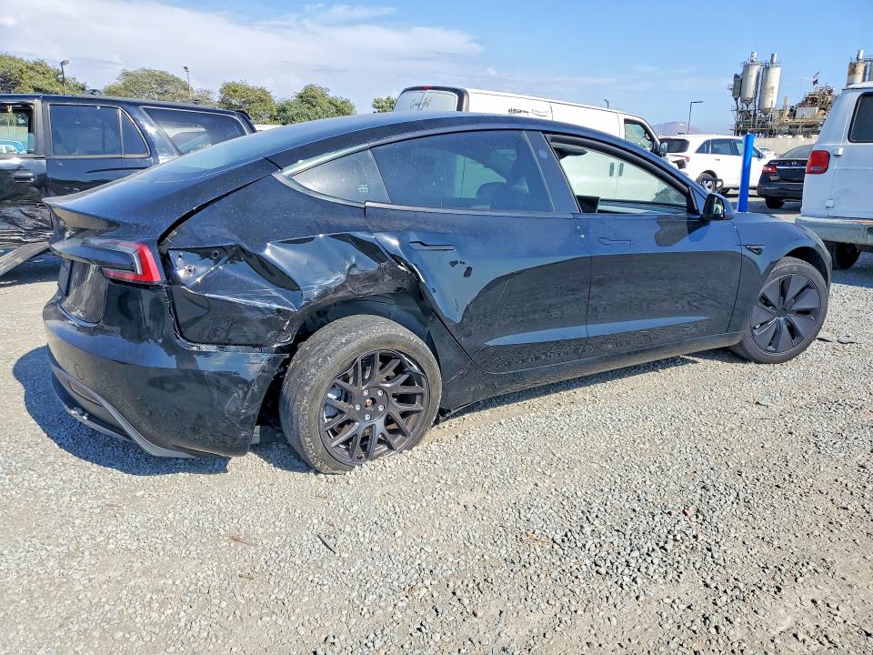 64459566 :رقم المزاد ، 5YJ3E1EA0RF815528 vin ، 2024 Tesla Model 3 مزاد بيع