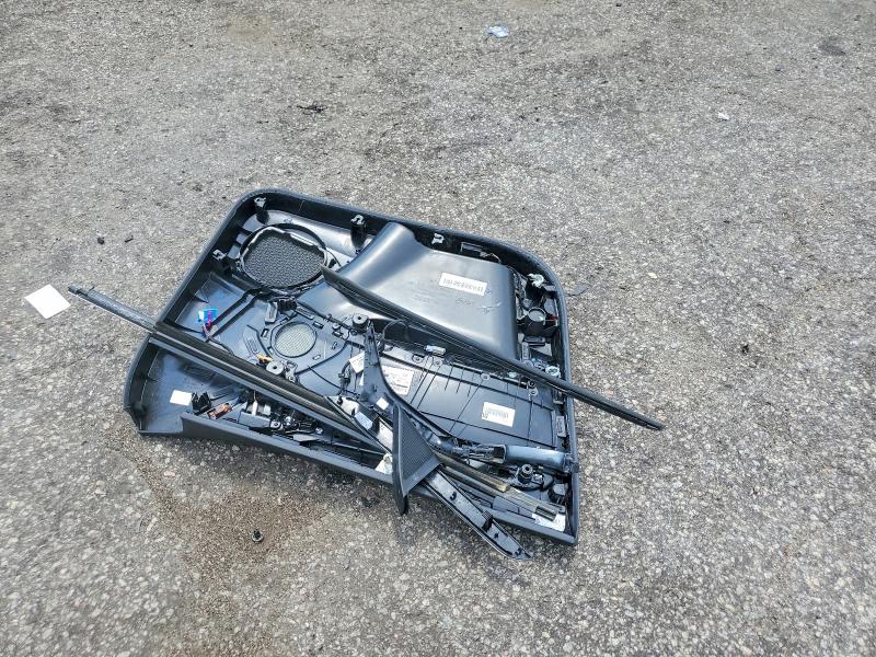 2015 Audi Q3 მანქანა იყიდება აუქციონზე, vin: WA1EFCFS1FR008301, აუქციონის ნომერი: 64973226