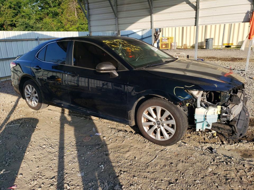 2019 Toyota Camry მანქანა იყიდება აუქციონზე, vin: 4T1B11HK2KU283719, აუქციონის ნომერი: 64927216