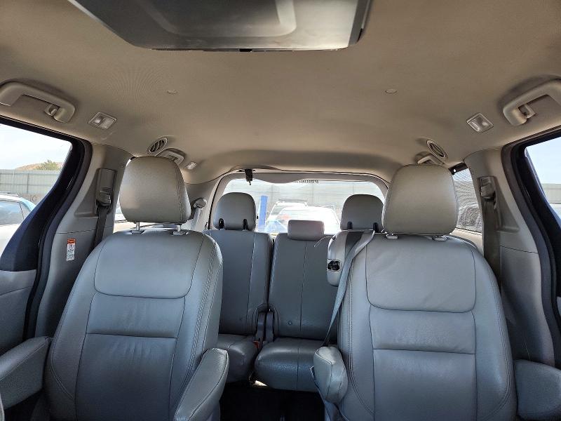 62999466 :رقم المزاد ، 5TDKK3DC6GS727806 vin ، 2016 Toyota Sienna مزاد بيع