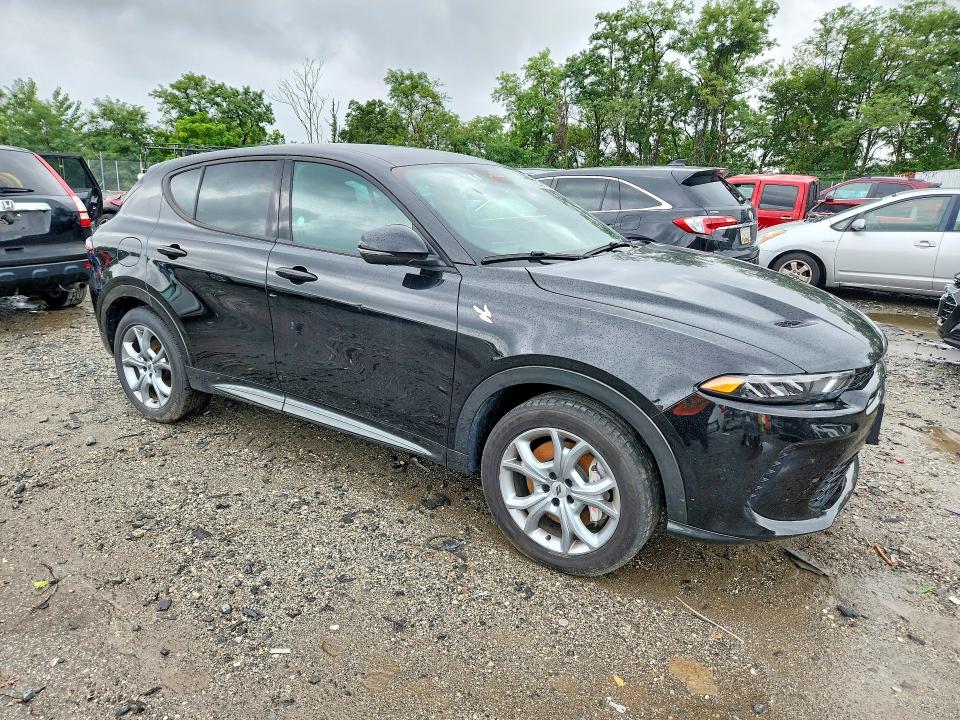 Продажа на аукционе авто 2024 Dodge Hornet, vin: ZACPDFCW2R3A33490, номер лота: 63434656