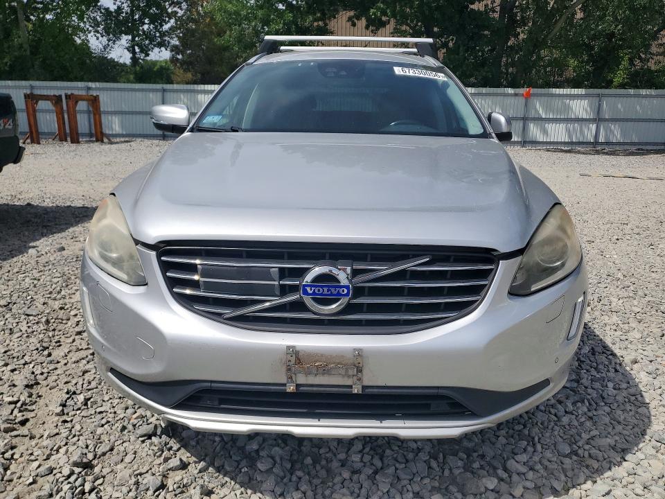 Продажа на аукционе авто 2015 Volvo Xc60, vin: YV4902RM8F2663187, номер лота: 67330056