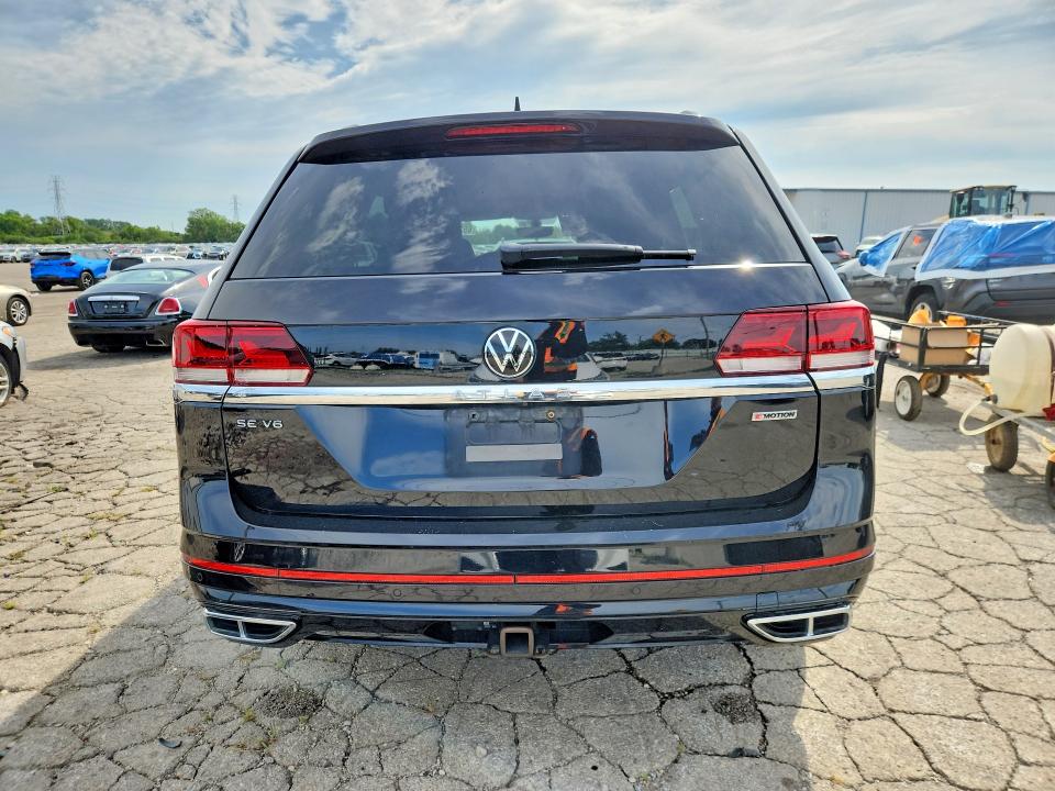 65373676 :رقم المزاد ، 1V2RR2CA2MC525044 vin ، 2021 Volkswagen Atlas مزاد بيع