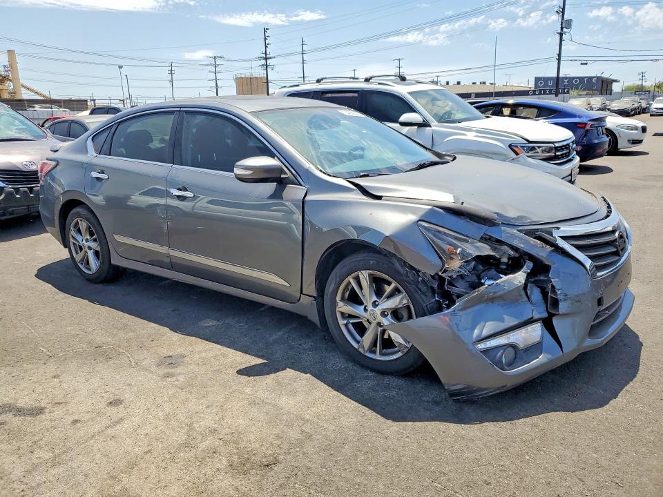 Продажа на аукционе авто 2015 Nissan Altima, vin: 1N4AL3AP2FN404816, номер лота: 64958086