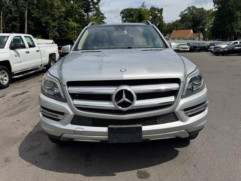 65861846 :رقم المزاد ، 4JGDF6EE5FA497469 vin ، 2015 Mercedes-benz Gl مزاد بيع