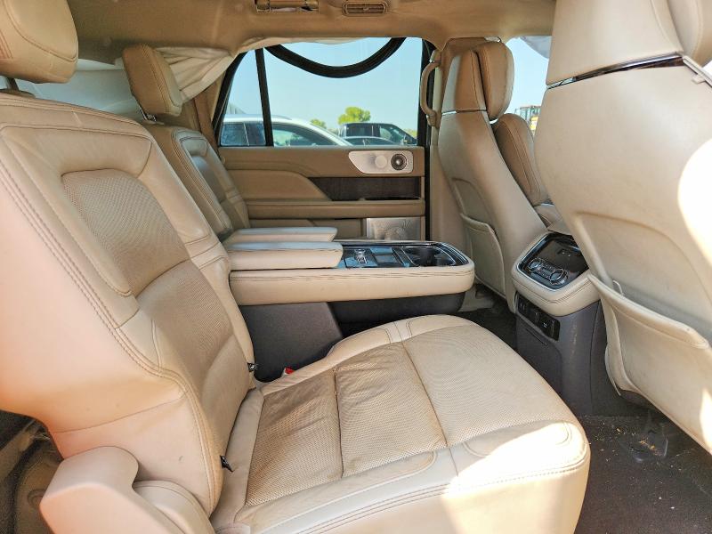 64453276 :رقم المزاد ، 5LMJJ3LT2LEL17612 vin ، 2020 Lincoln Navigator مزاد بيع