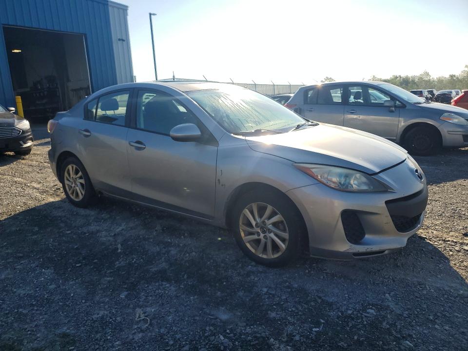 64952326 :رقم المزاد ، JM1BL1V78D1801707 vin ، 2013 Mazda 3 مزاد بيع