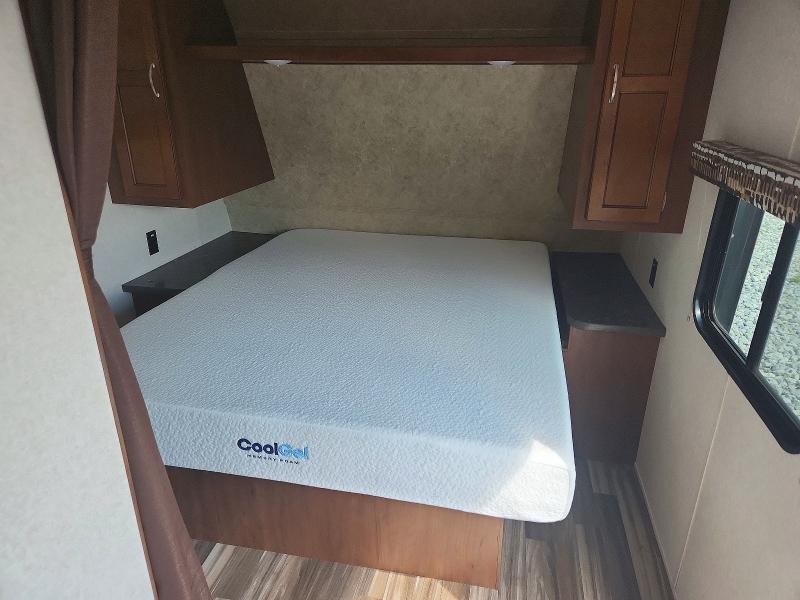 Auction sale of the 2017 Jayco Jay Recreational Vehicle (rv), vin: 1UJBJ0BL8H17Z0750, lot number: 65544576