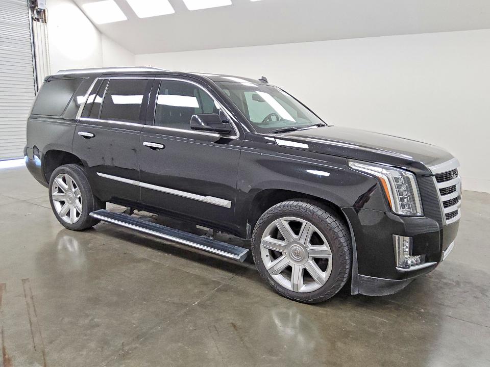 65490296 :رقم المزاد ، 1GYS4CKJ9FR144004 vin ، 2015 Cadillac Escalade مزاد بيع