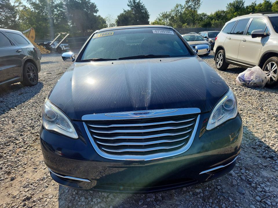 67149106 :رقم المزاد ، 1C3BCBFG8EN134978 vin ، 2014 Chrysler 200 مزاد بيع