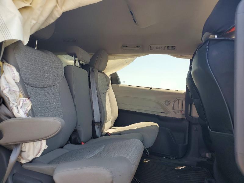 64481186 :رقم المزاد ، 5TDKRKECXMS007764 vin ، 2021 Toyota Sienna مزاد بيع