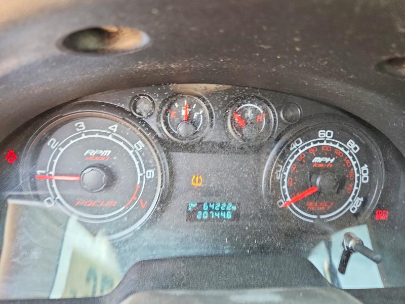 64823376 :رقم المزاد ، 1FAHP34N88W247318 vin ، 2008 Ford Focus مزاد بيع