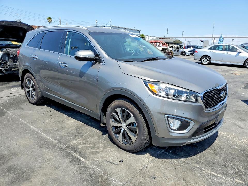 Продажа на аукционе авто 2017 Kia Sorento, vin: 5XYPH4A51HG224232, номер лота: 64516636