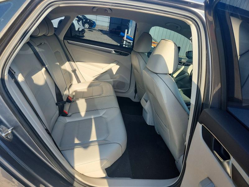 Продаж на аукціоні авто 2018 Volkswagen Passat, vin: 1VWAA7A39JC028458, номер лоту: 65177916
