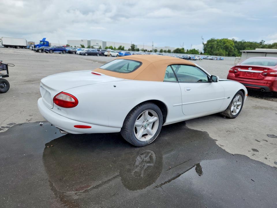 Aukcja sprzedaży 1999 Jaguar Xk8, vin: SAJGX2042XC042723, numer aukcji: 63644496