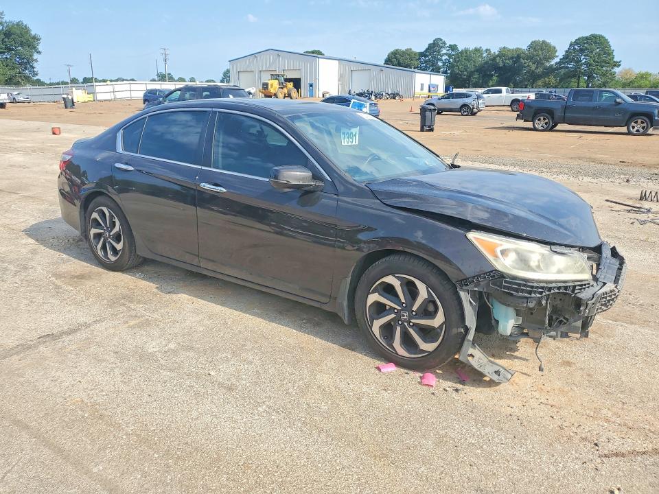 Aukcja sprzedaży 2017 Honda Accord, vin: 1HGCR2F0XHA039692, numer aukcji: 63405806