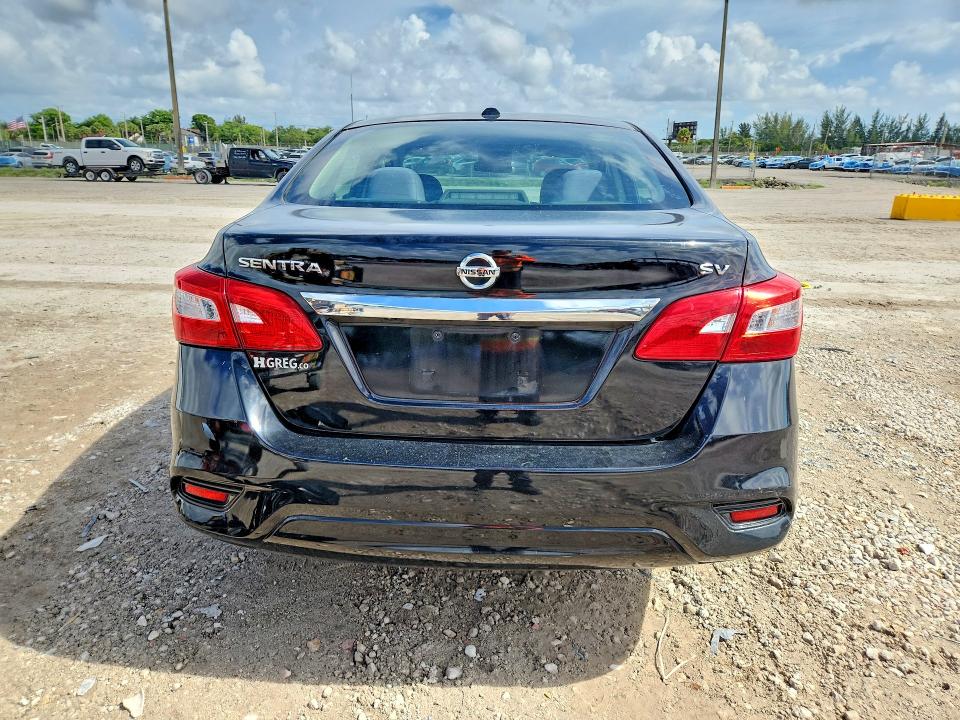 63886406 :رقم المزاد ، 3N1AB7AP2JL619368 vin ، 2018 Nissan Sentra مزاد بيع