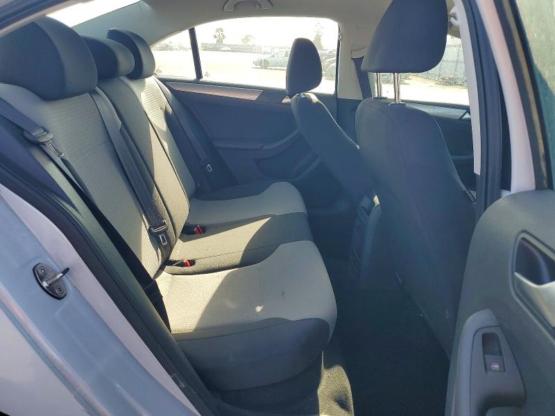 Продажа на аукционе авто 2017 Volkswagen Jetta, vin: 3VW2B7AJ0HM237869, номер лота: 64789036