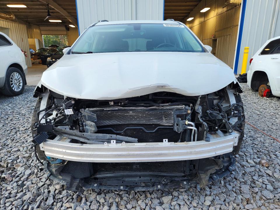 66304456 :رقم المزاد ، 2C4RC1EGXHR622665 vin ، 2017 Chrysler Pacifica مزاد بيع