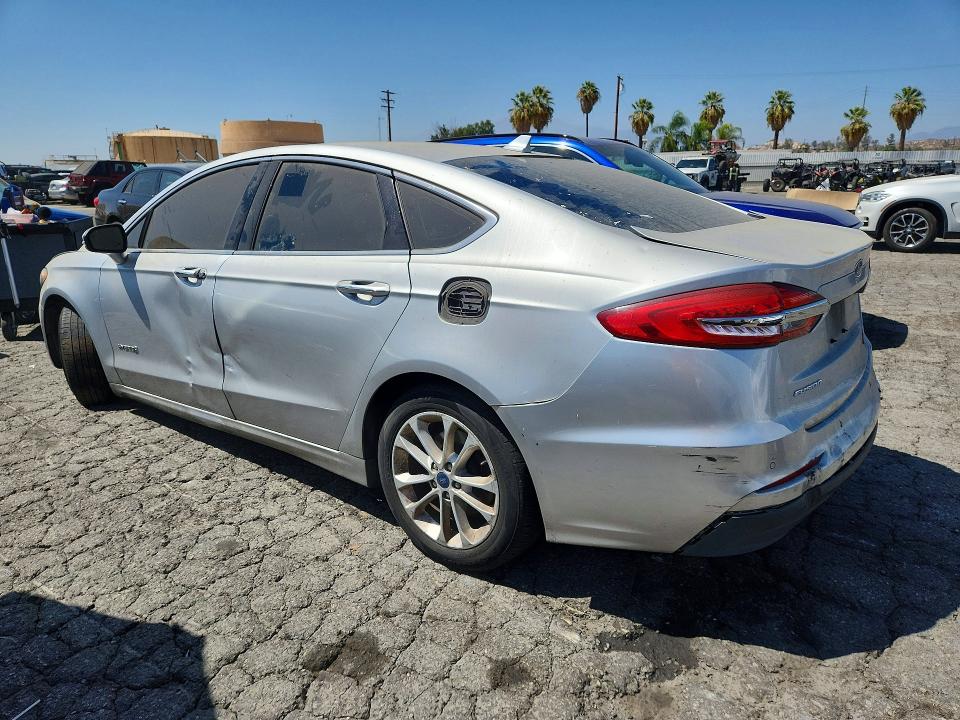 66508446 :رقم المزاد ، 3FA6P0MU5KR185562 vin ، 2019 Ford Fusion مزاد بيع