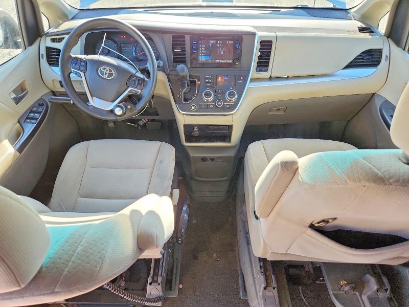 64573056 :رقم المزاد ، 5TDKK3DC0FS647707 vin ، 2015 Toyota Sienna مزاد بيع