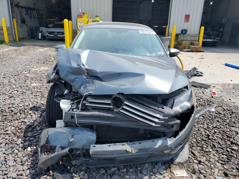 Продаж на аукціоні авто 2012 Volkswagen Passat, vin: 1VWBH7A3XCC020890, номер лоту: 64675376
