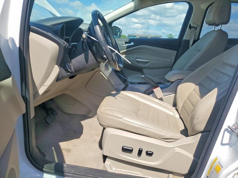 2016 Ford Escape მანქანა იყიდება აუქციონზე, vin: 1FMCU9GX7GUB42739, აუქციონის ნომერი: 65893686