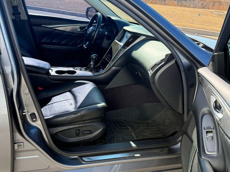 64686776 :رقم المزاد ، JN1BV7AP5FM353353 vin ، 2015 Infiniti Q50 مزاد بيع