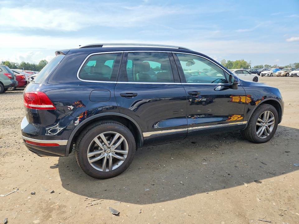 2015 Volkswagen Touareg მანქანა იყიდება აუქციონზე, vin: WVGEF9BPXFD006811, აუქციონის ნომერი: 67194886
