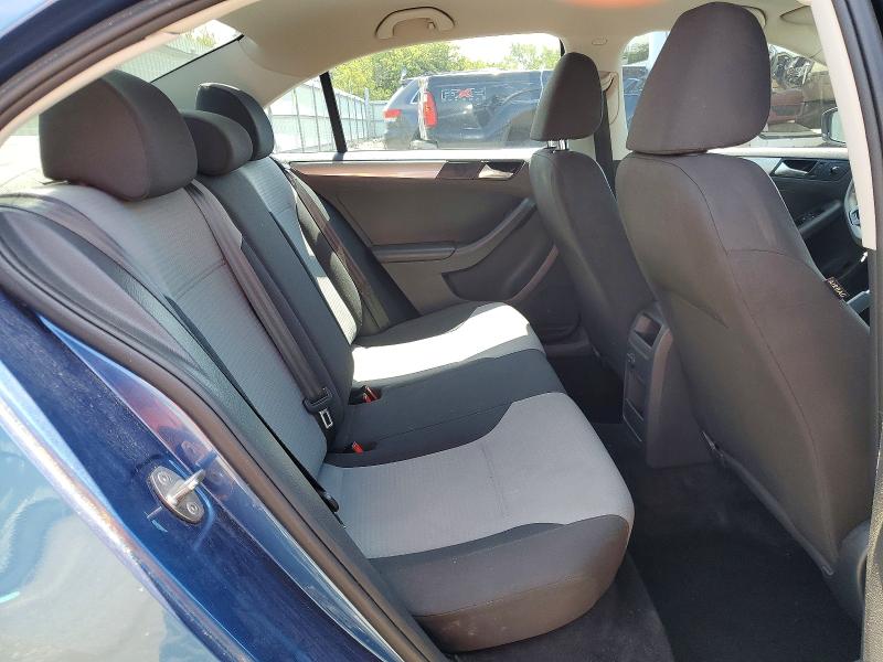 Auction sale of the 2018 Volkswagen Jetta, vin: 3VW2B7AJ1JM262401, lot number: 63517446